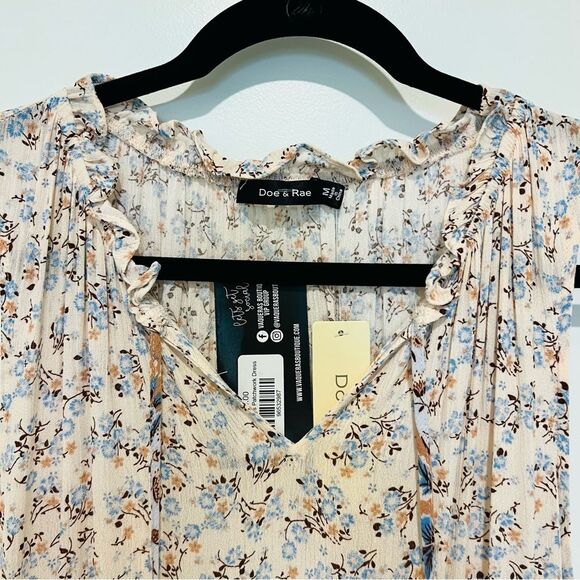 Doe & Rae Sleeveless Tiered Maxi Dress Farm Day Patchwork Floral Sz. Medium NWT - Picture 6 of 11